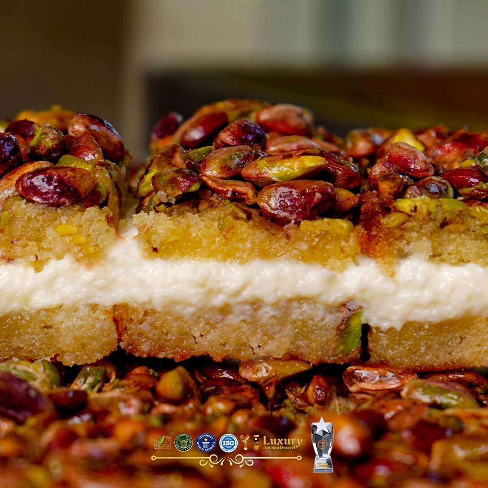 kaymaklı Fıstıklı Şam Tatlısı (Herise) 1000 g